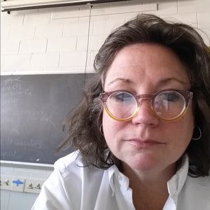 Meet your Posher, Laura